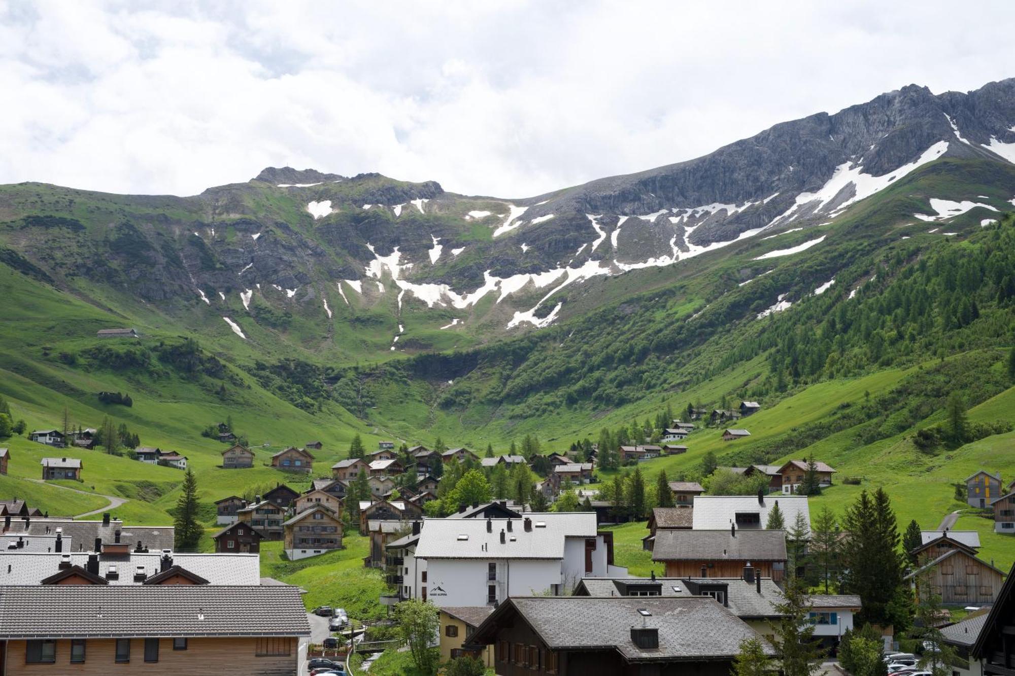 Voegeli Alpenhotel Malbun Luaran gambar