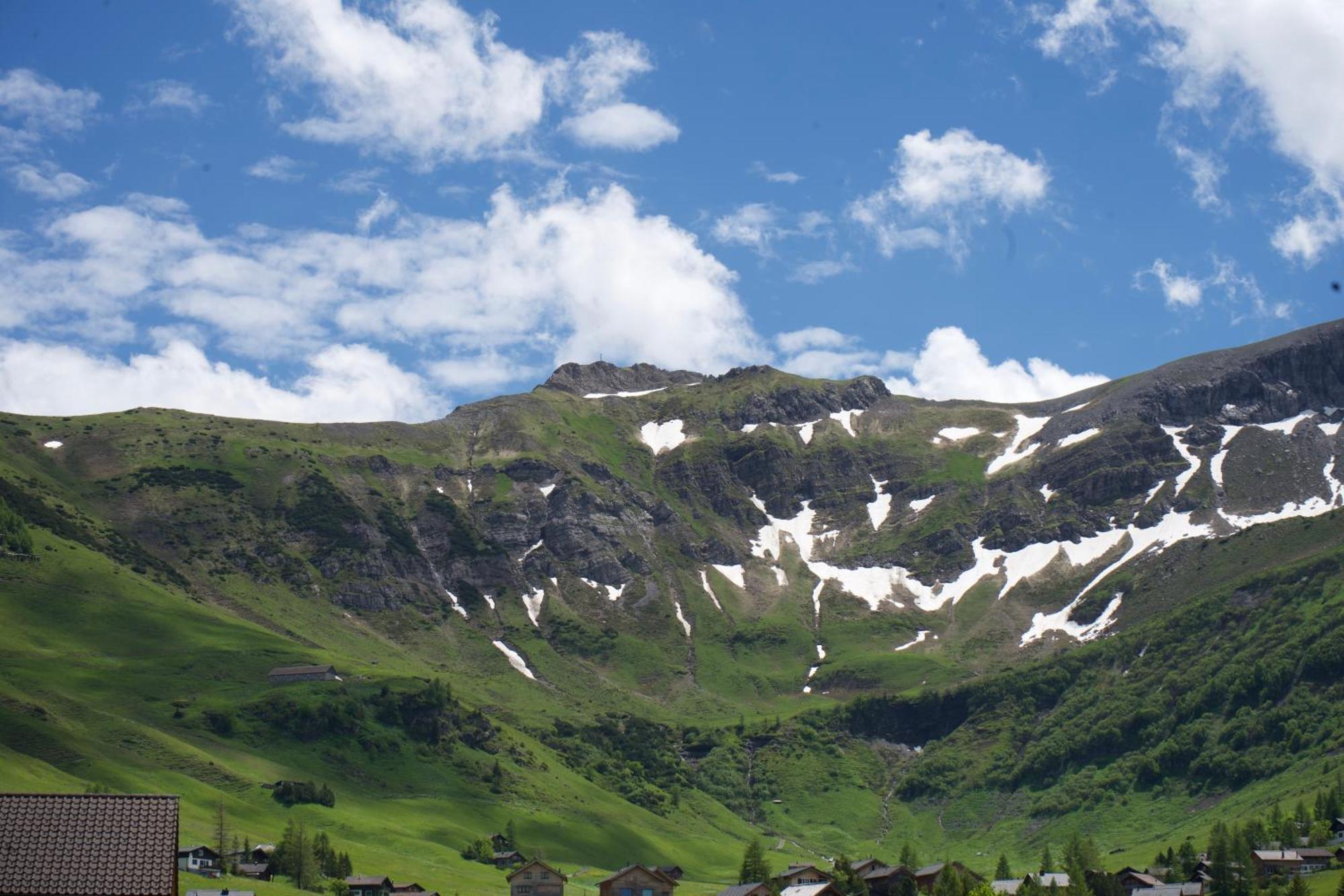 Voegeli Alpenhotel Malbun Luaran gambar