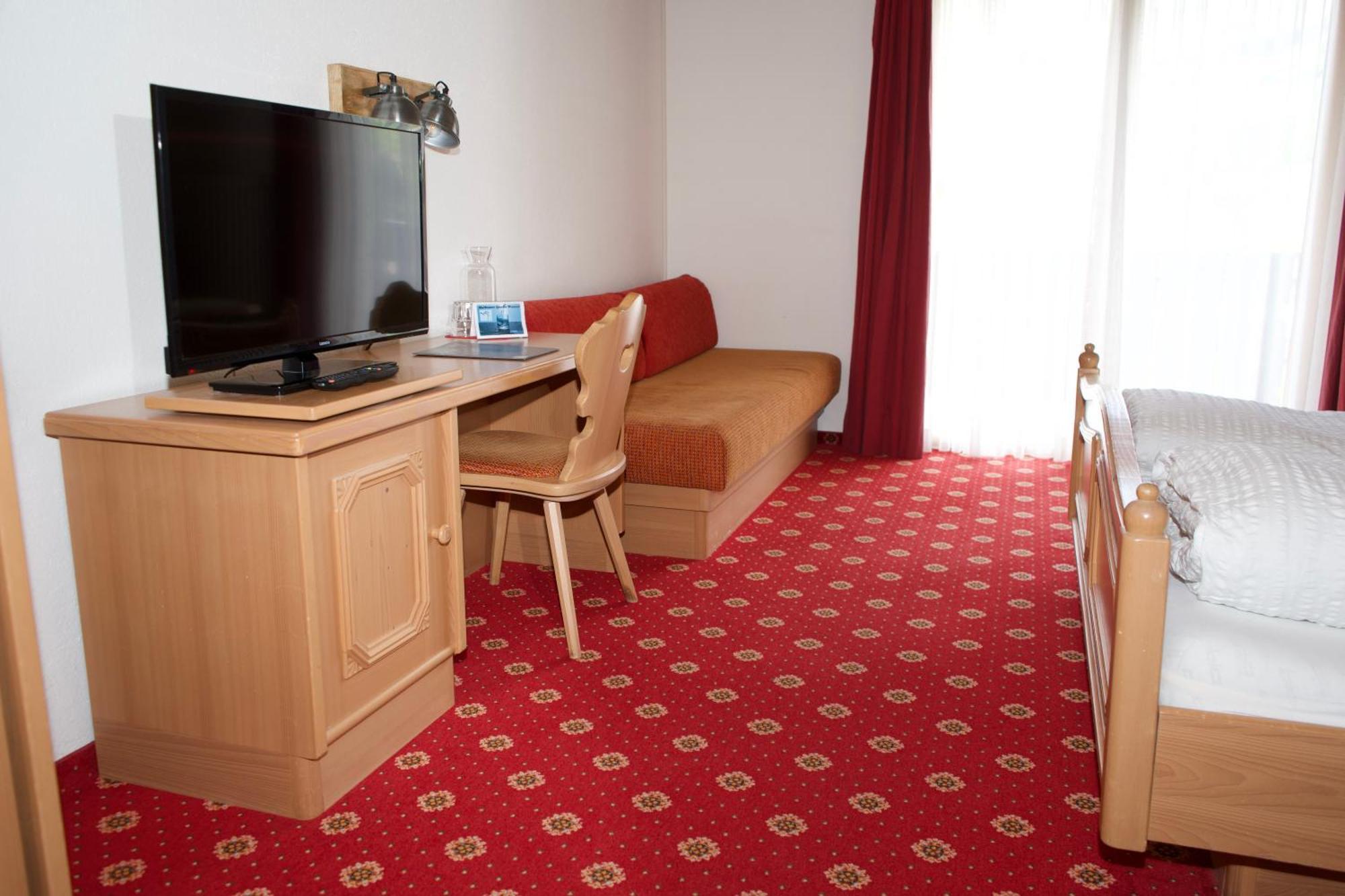 Voegeli Alpenhotel Malbun Luaran gambar