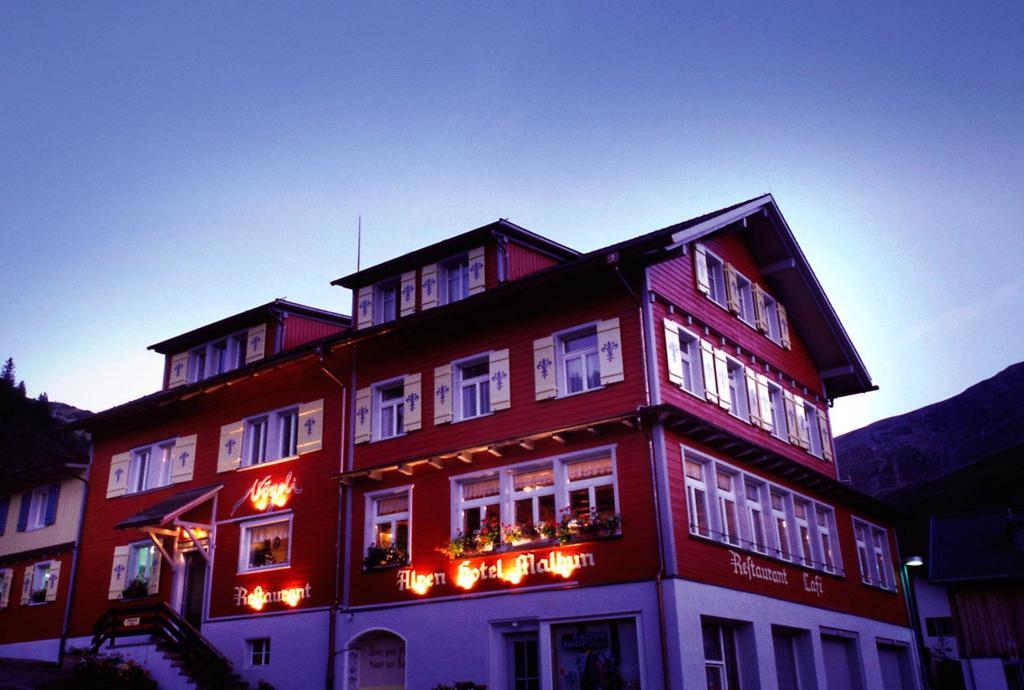 Voegeli Alpenhotel Malbun Luaran gambar