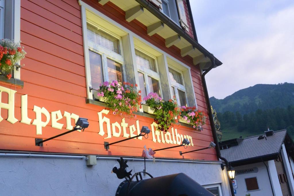 Voegeli Alpenhotel Malbun Luaran gambar